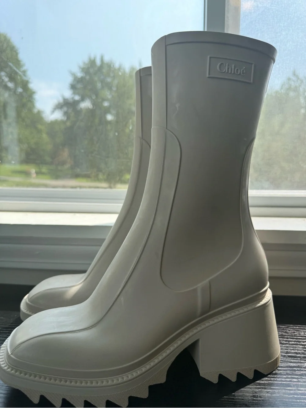 Chloé Betty Rain Boots in Beige